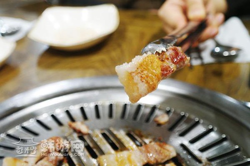 长沙比较有名的烤肉店,长沙烤肉美食之旅，探寻知名烤肉店与快捷问题解决策略,实地计划设计验证_钱包版46.27.49